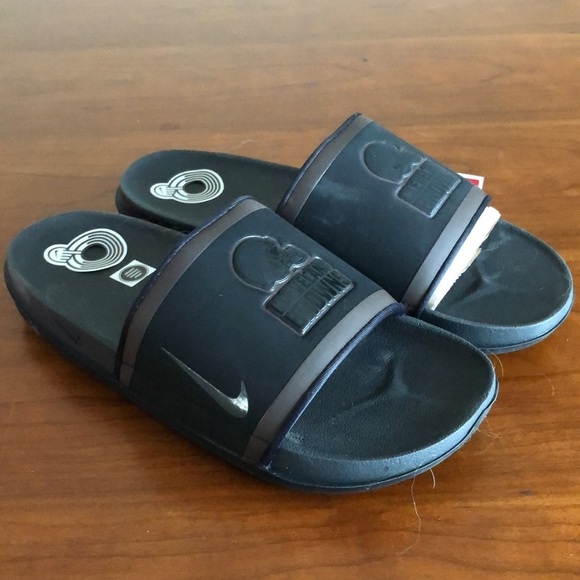 Nike Offcourt (NFL Cleveland Browns) DD0512-001 Black Orange Brown - Picture 2 of 5